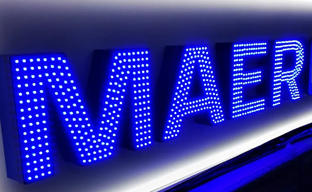 Плоские буквы с подсветкой